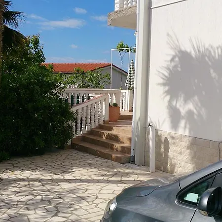 Apartments Patalic Lopar Exterior foto